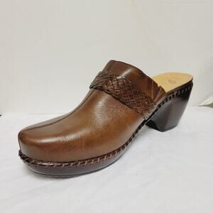Nuture ABIEE NURTURE leather clogs slide on Womens Size 11 cognac Brown